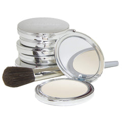La Bella Donna Nicoletta skin finish matte look for long wear