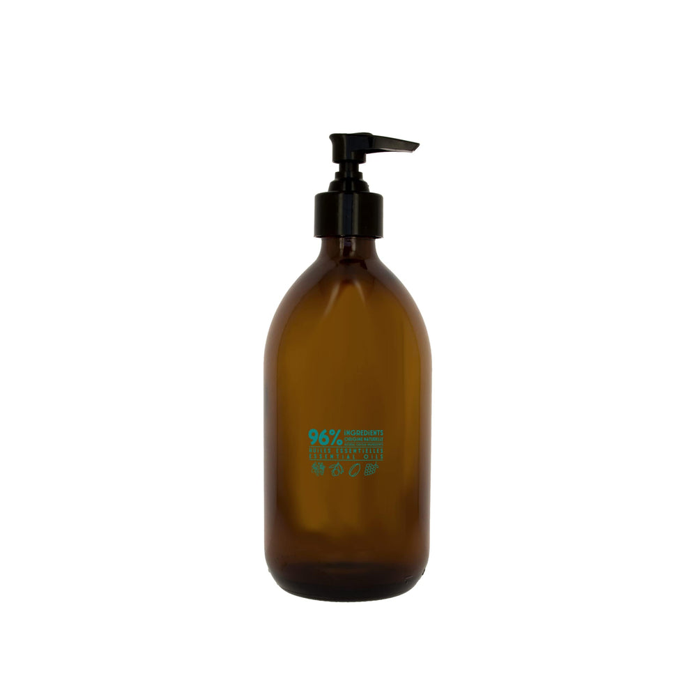 Ingredients highlight: almond, olive, and grape seed oils in La Compagnie de Provence soap
