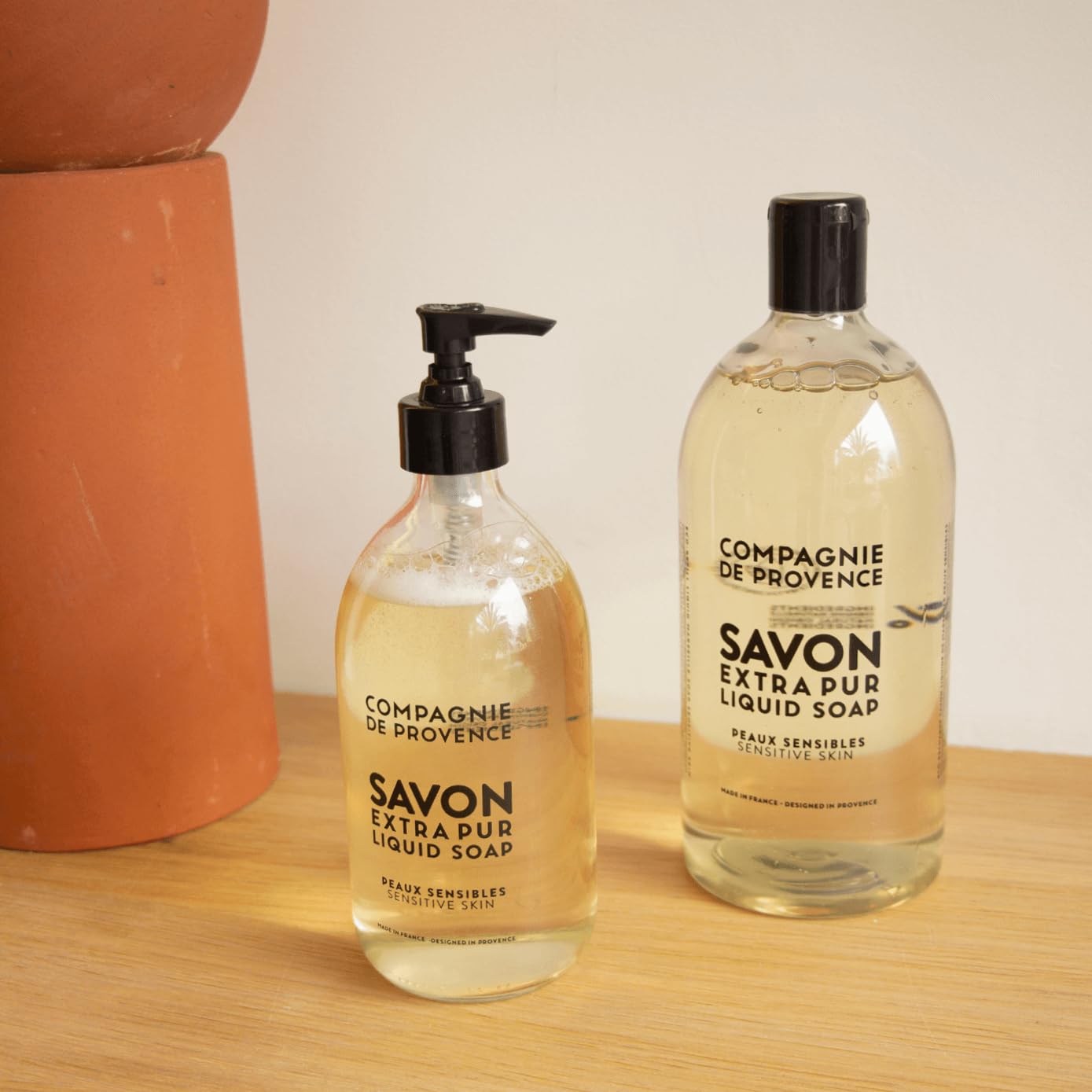 La Compagnie de Provence dermatologically tested hand wash for safe daily use.