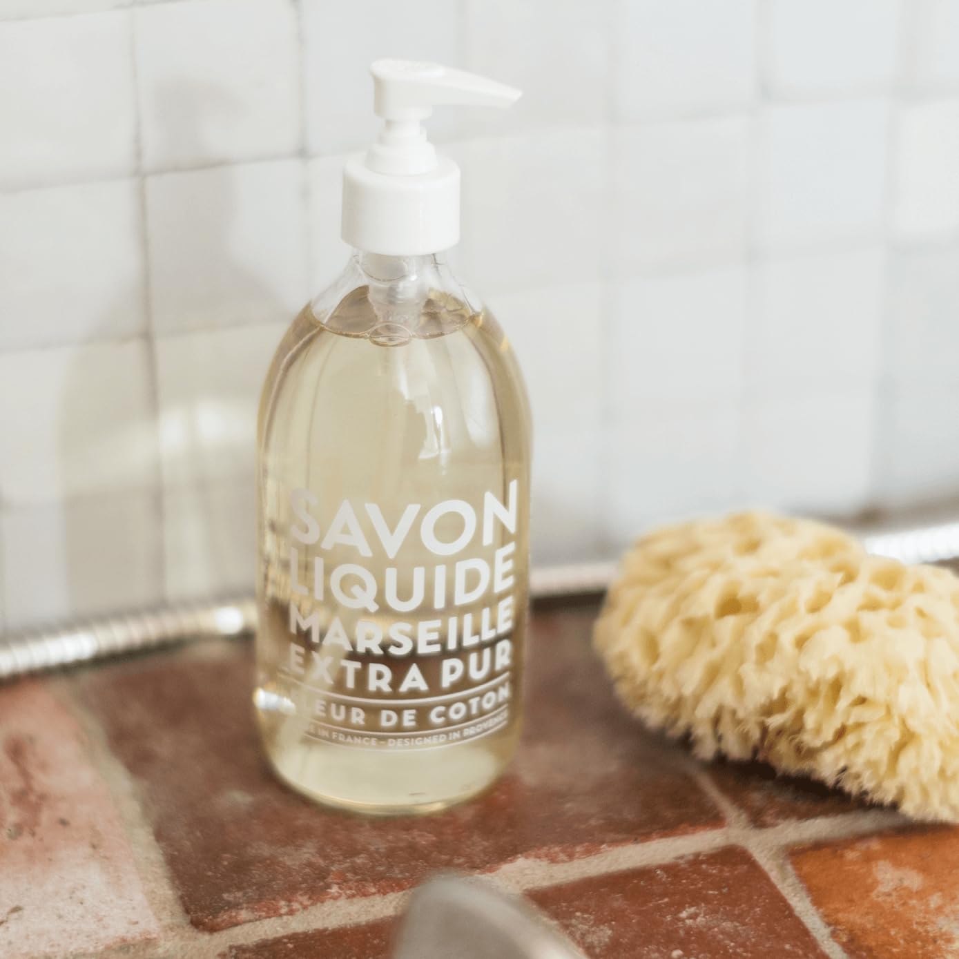 La Compagnie de Provence Extra Pure label close-up shows no colorants or parabens.