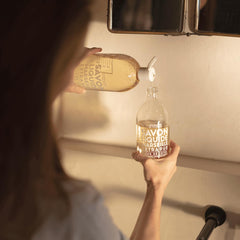 La Compagnie de Provence natural oils blend label highlights natural origin ingredients.