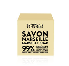 La Compagnie de Provence palm soap cube texture close-up showcases rich lather potential.