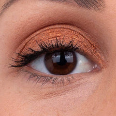 LA CRIQUE calendula infusion provides soothing touch for calm, antioxidant skincare makeup.