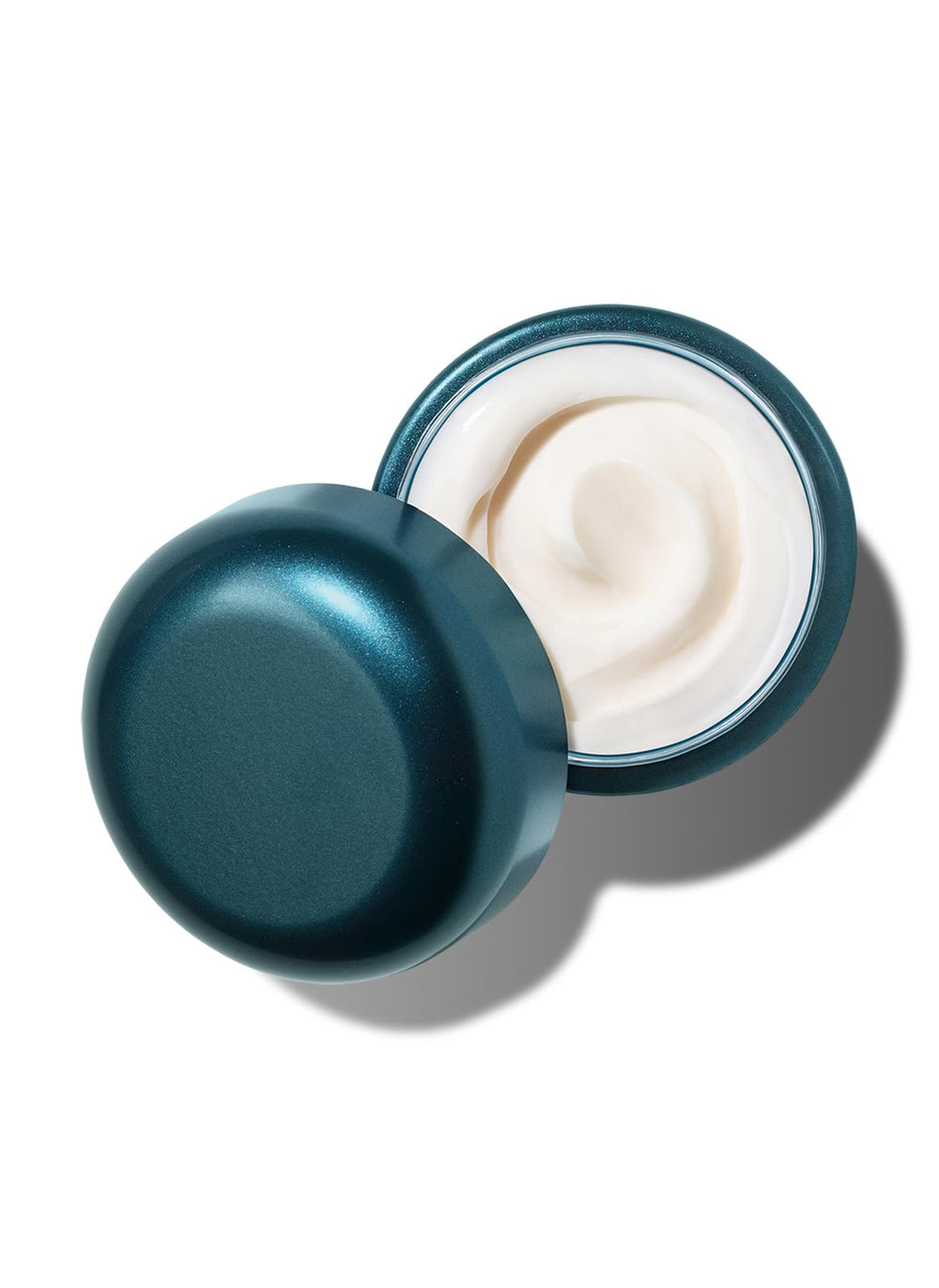 La Mer Rejuvenating Night Cream jar highlighted for rich nourishment and morning glow