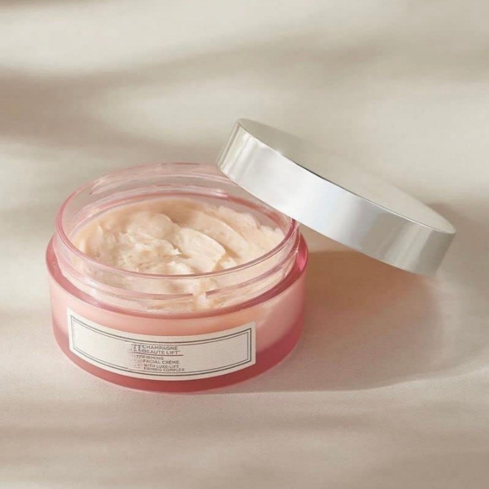 LABJD Champagne Lift Firming Facial Cream texture appears silky and absorbs fast.