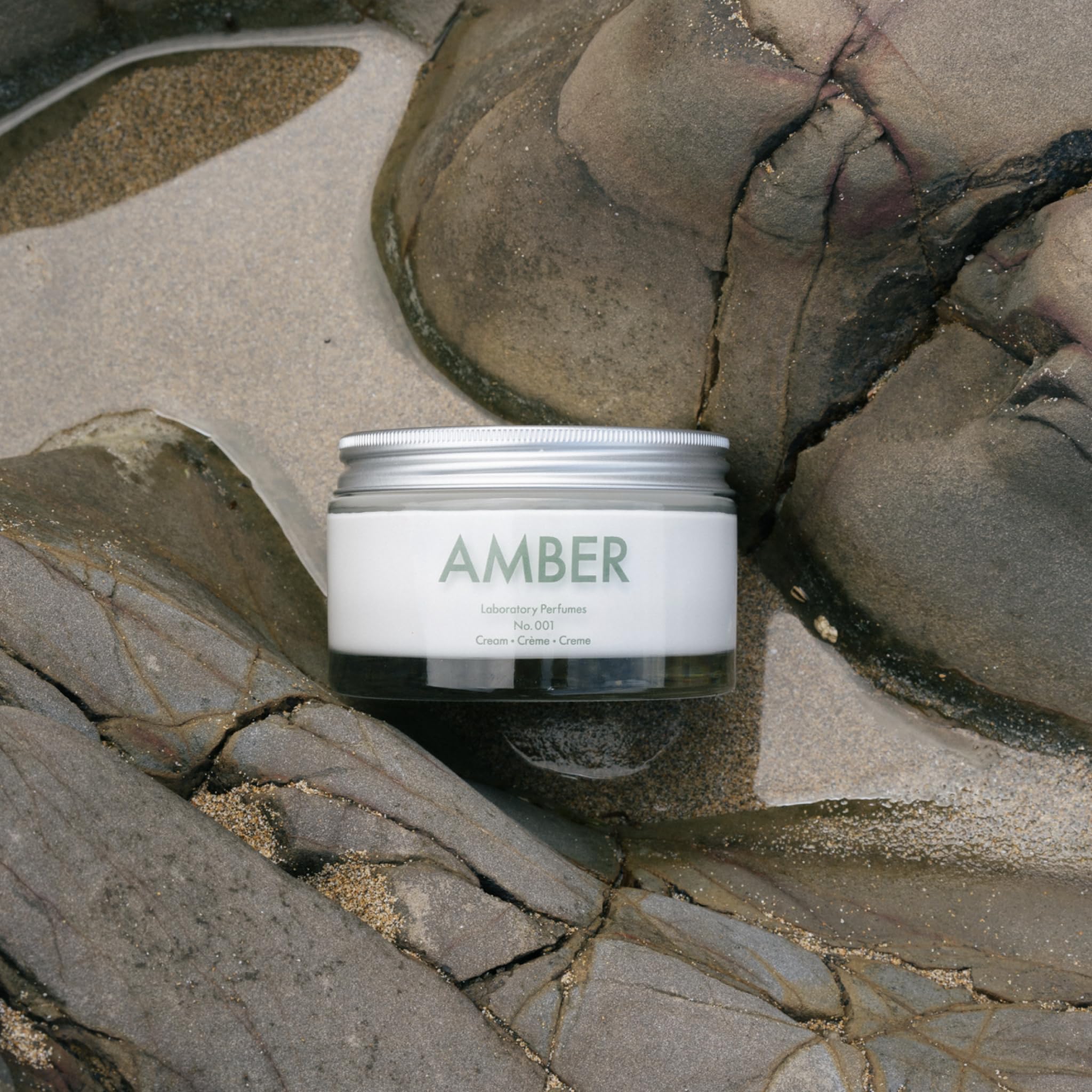 Laboratory Perfumes Amber Body Cream application shot—premium daily ritual at home.