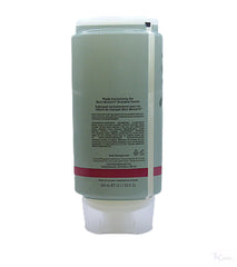 LACOUPE Embrace Balance Conditioner close-up shows creamy texture for detangling.