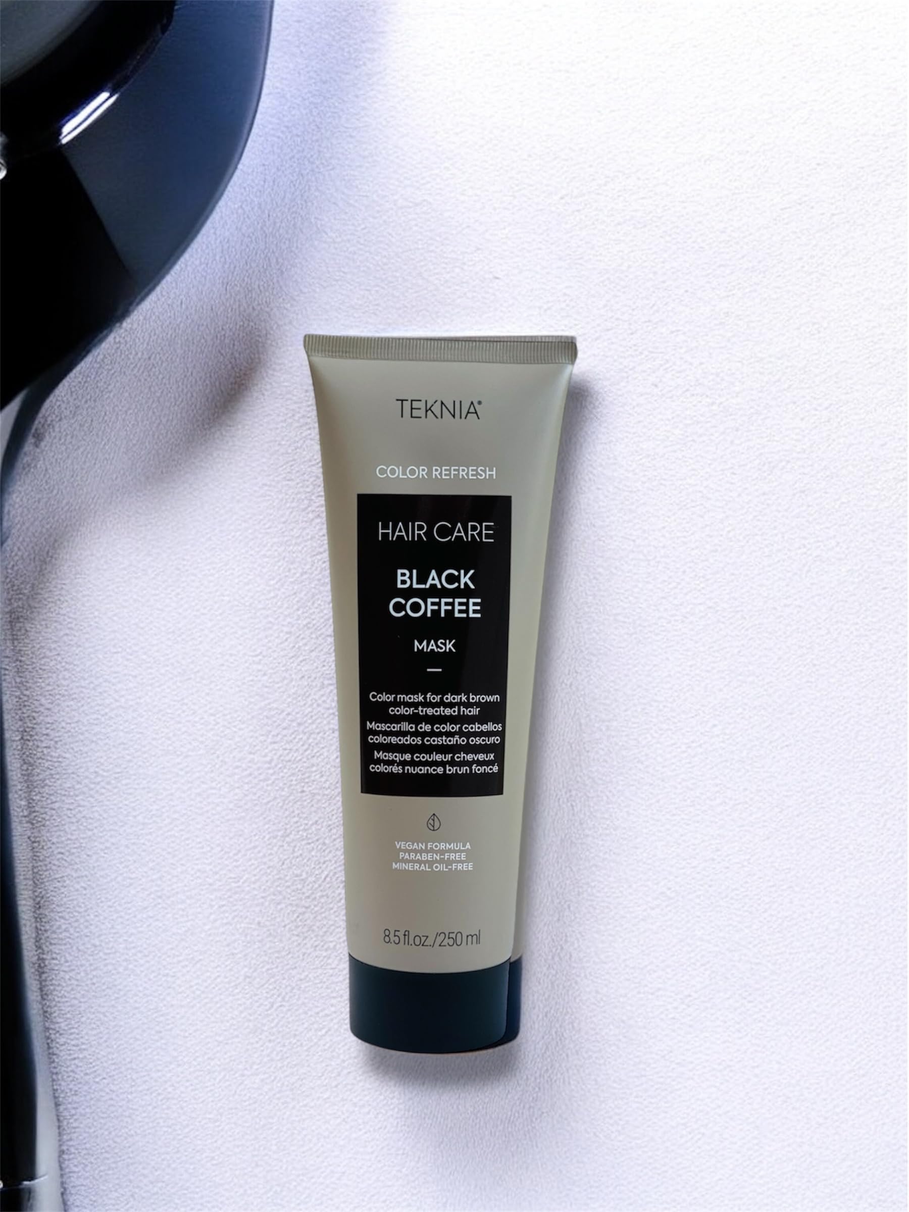 LAKME Teknia Black Coffee Mask application step for color refresh