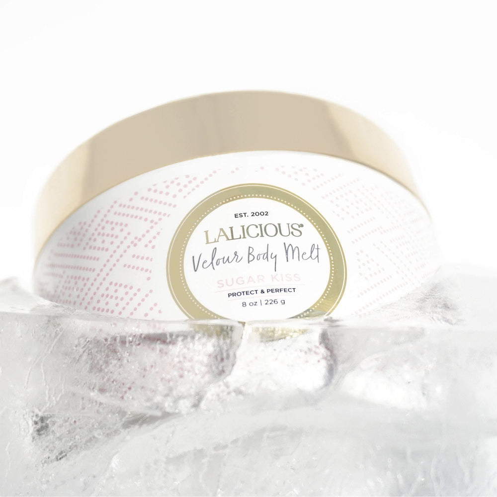 Hair mask application on lengths and ends