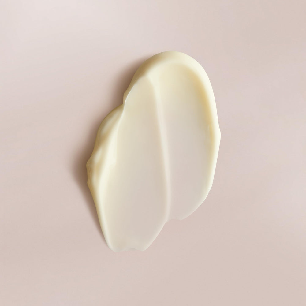 Bottle reveals Tan Activator Complex for potential golden-tan results.