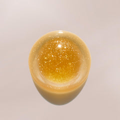 Lancaster Golden Tan Maximizer contains six natural-origin oils for hydration.