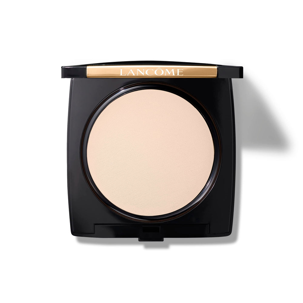 Lancôme Dual Finish powder compact shows a versatile natural matte look.