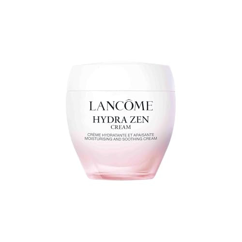 Skin glow shot implies radiant, even complexion post-use