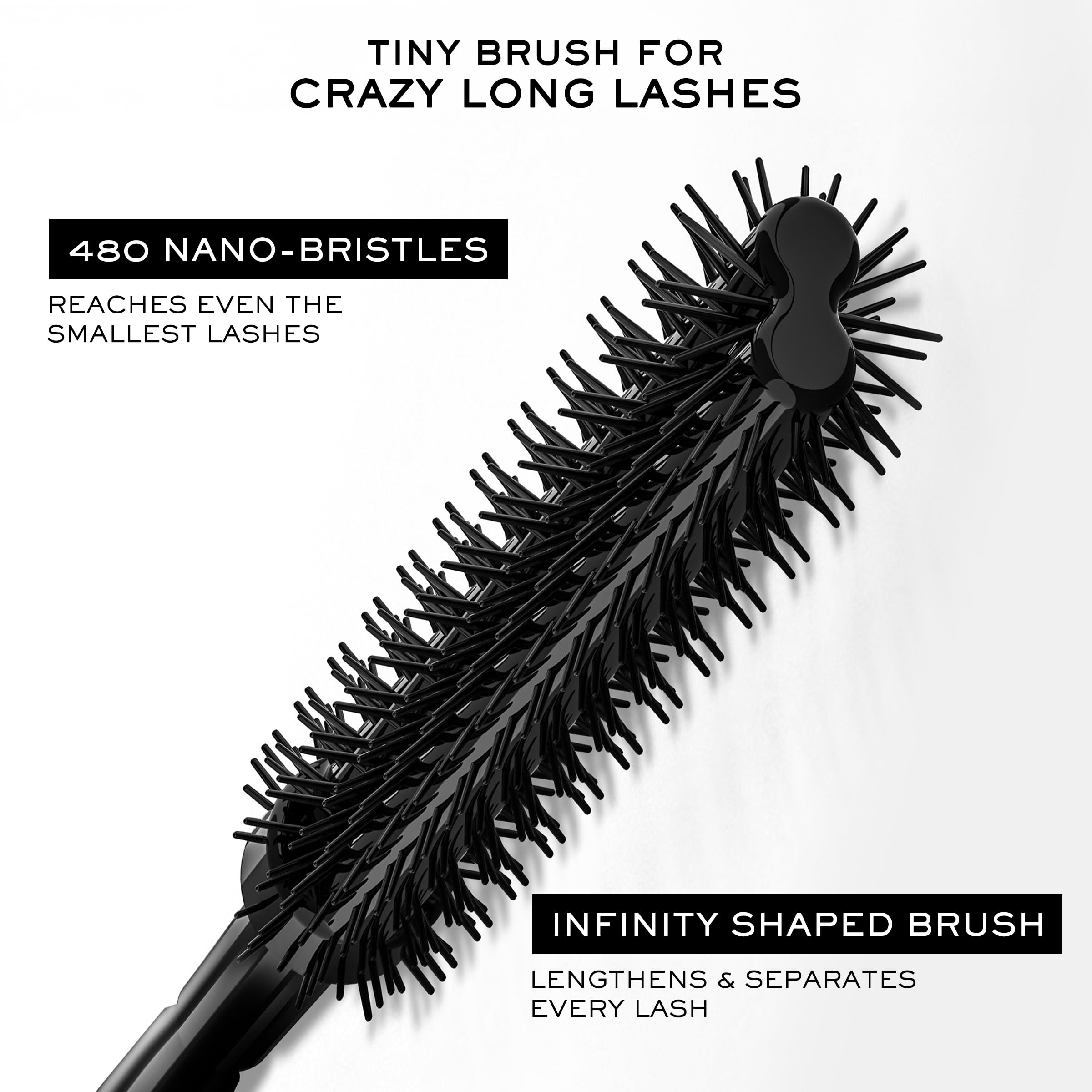 Lancôme Idôle mascara brush detail for precise application.