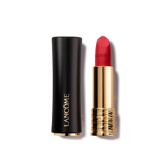 Lancôme L’Absolu Rouge Drama Matte bullet enables precise lip color.