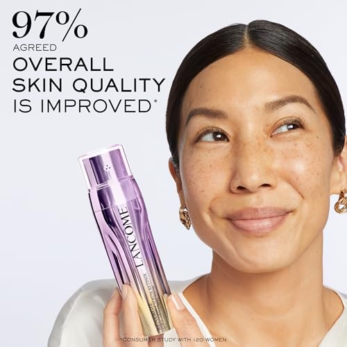 Lancôme Rénergie C.R.x close-up on smooth skin texture and pores.