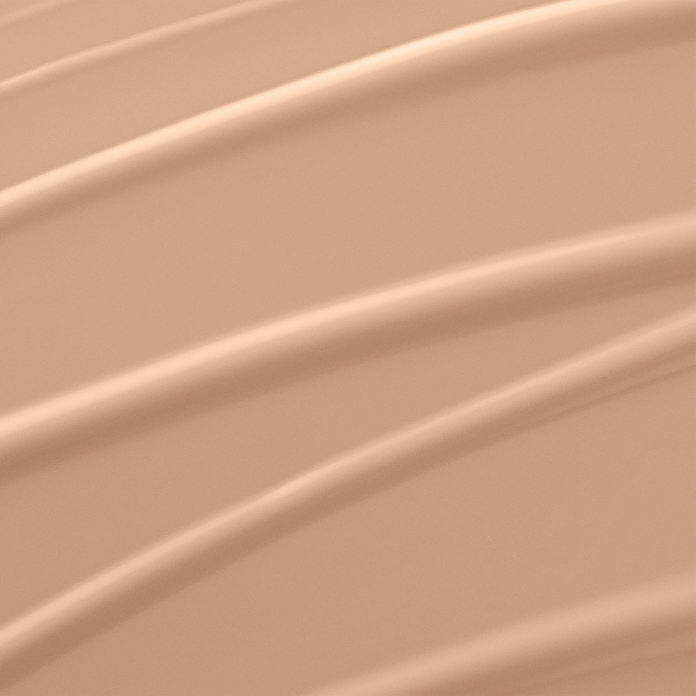 Lancôme Renergie Lift Makeup swatch showing smooth, radiant finish on skin