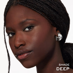 Lancôme Teint Idole Ultra Wear bronzer texture close-up shows velvety, breathable finish