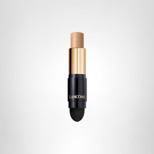 Lancôme Teint Idole Ultra Wear Foundation Stick minimizes visible pores
