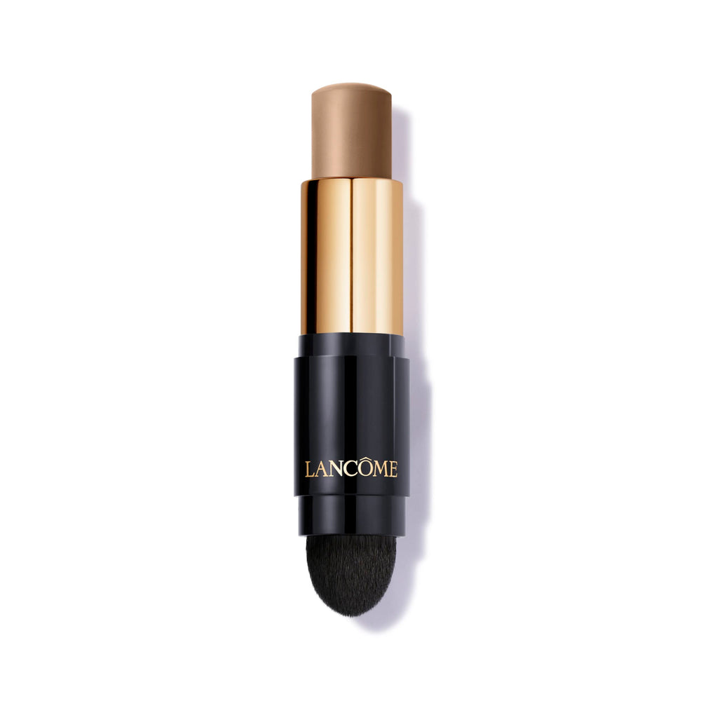 Lancôme Teint Idole Ultra Wear Stick swatch on skin for long-lasting coverage.