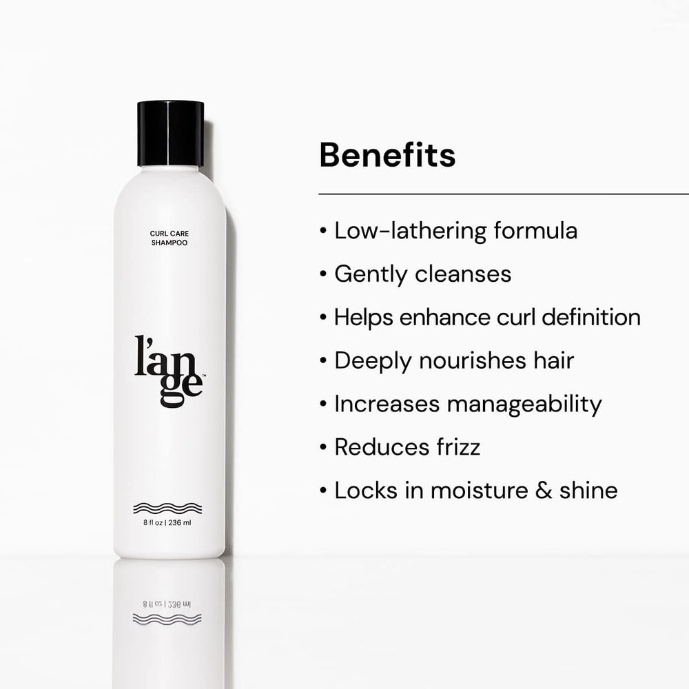 L'ANGE HAIR Curl Care Gentle Shampoo foam supports soft, hydrated curls.