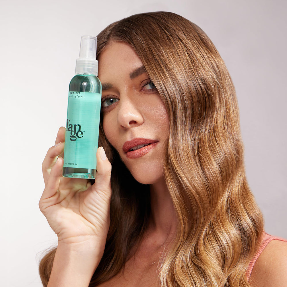 L'ANGE HAIR matte finish texture spray for lifted roots on fine hair.