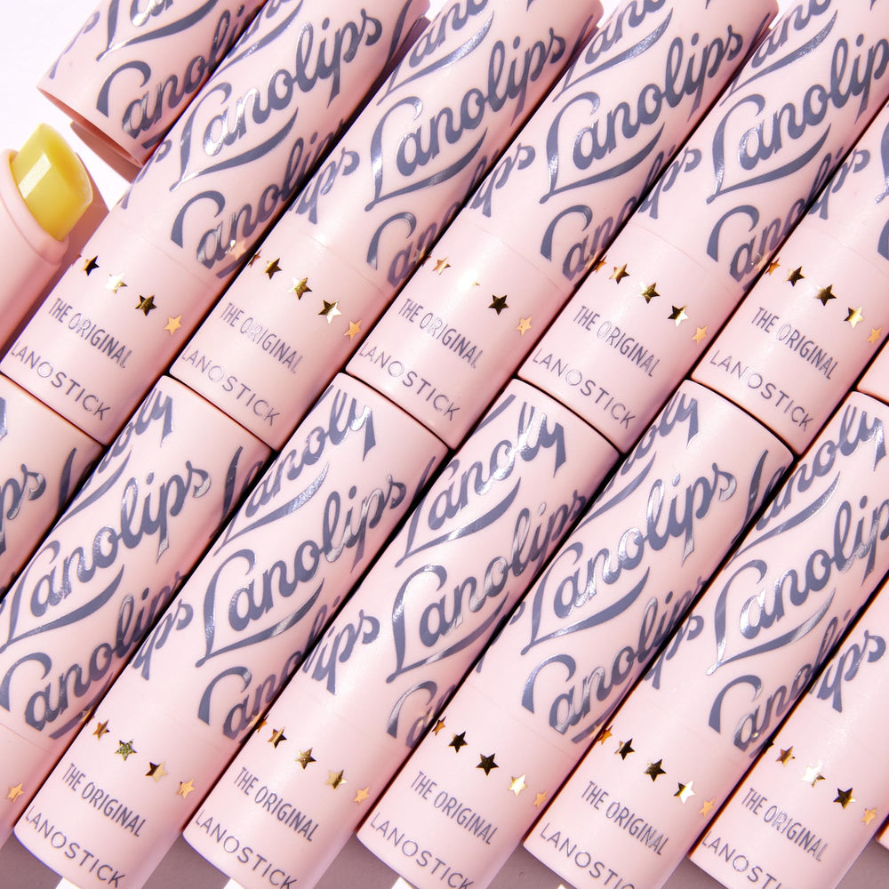 Lanolips Lanostick lips-before-after demonstrates visible hydration after use.