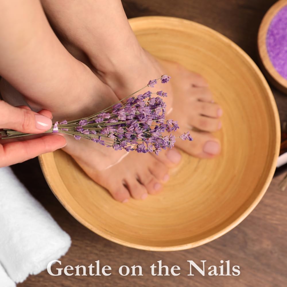 Karma Organic lavender aroma adds a calming scent during nail polish removal.