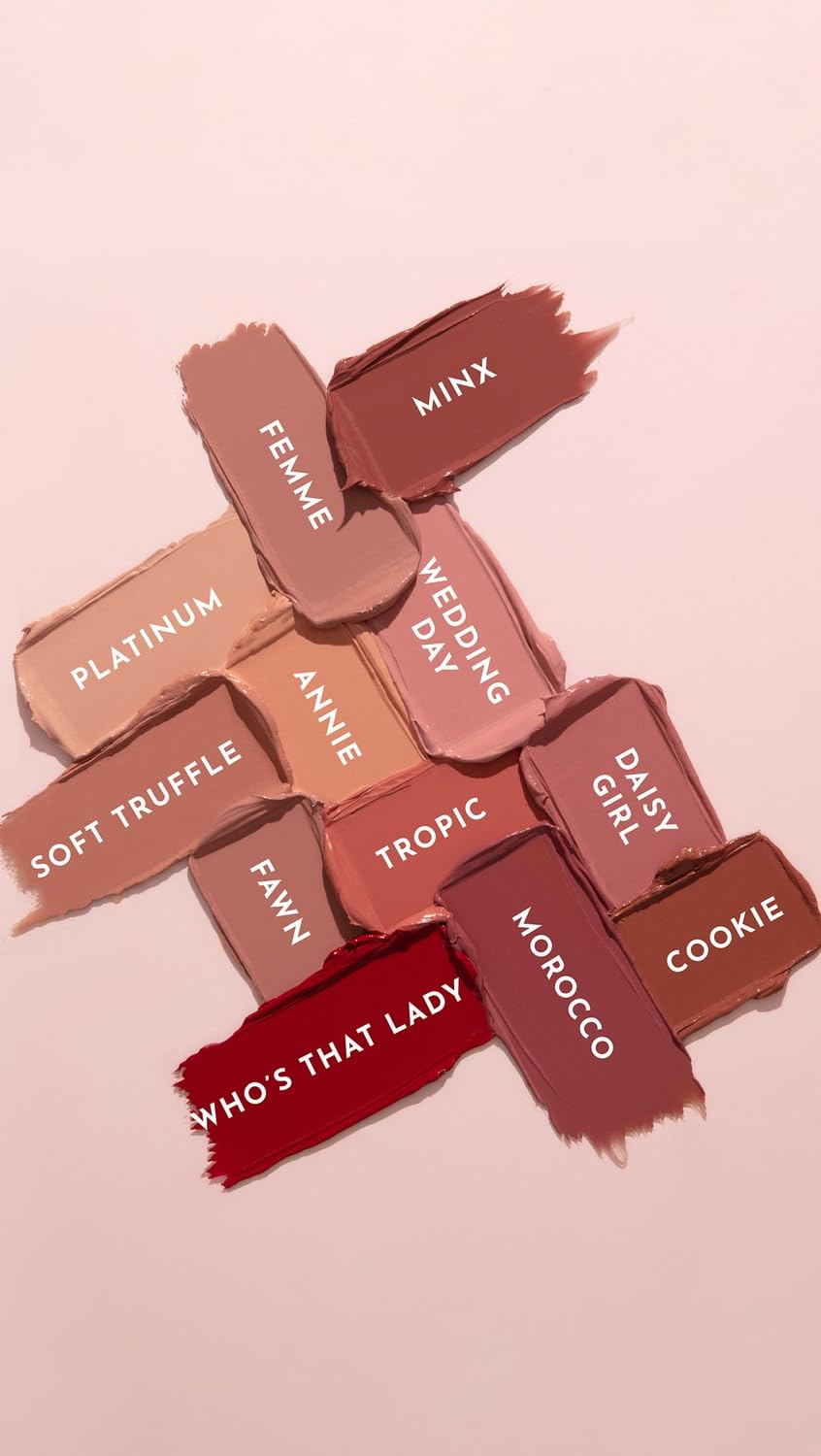 Lawless Forget the Filler lipstick application moment for easy glide
