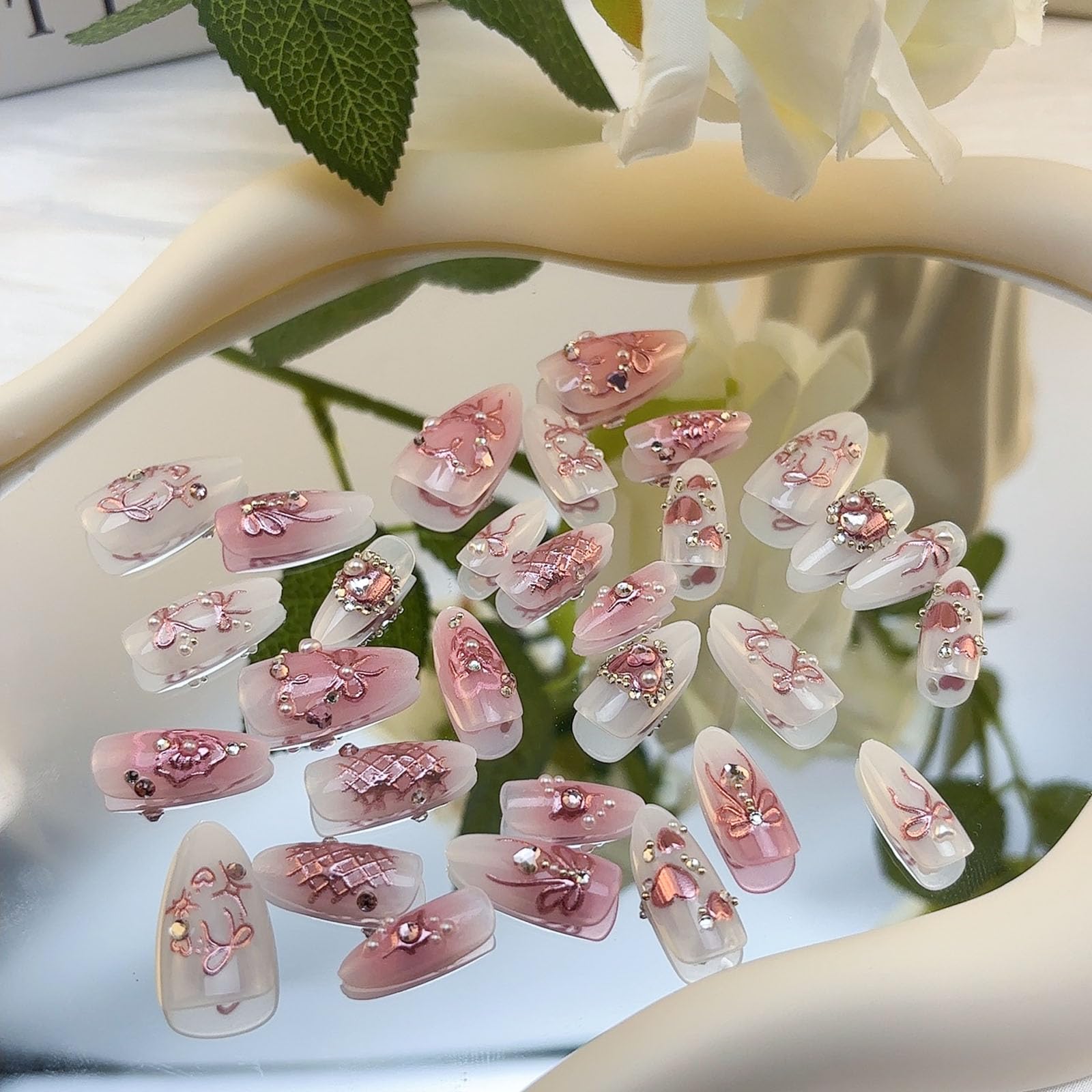LBPEPAMZ flower and bow charms for versatile nail art