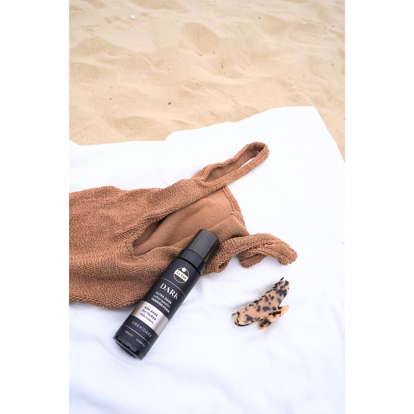 Le Tan Uber Dark hydrates skin to maintain a healthy glow