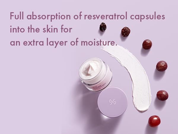Leegeehaam Dr.Ceuracle cranberry peptide glow for vitality-inspired brightness.