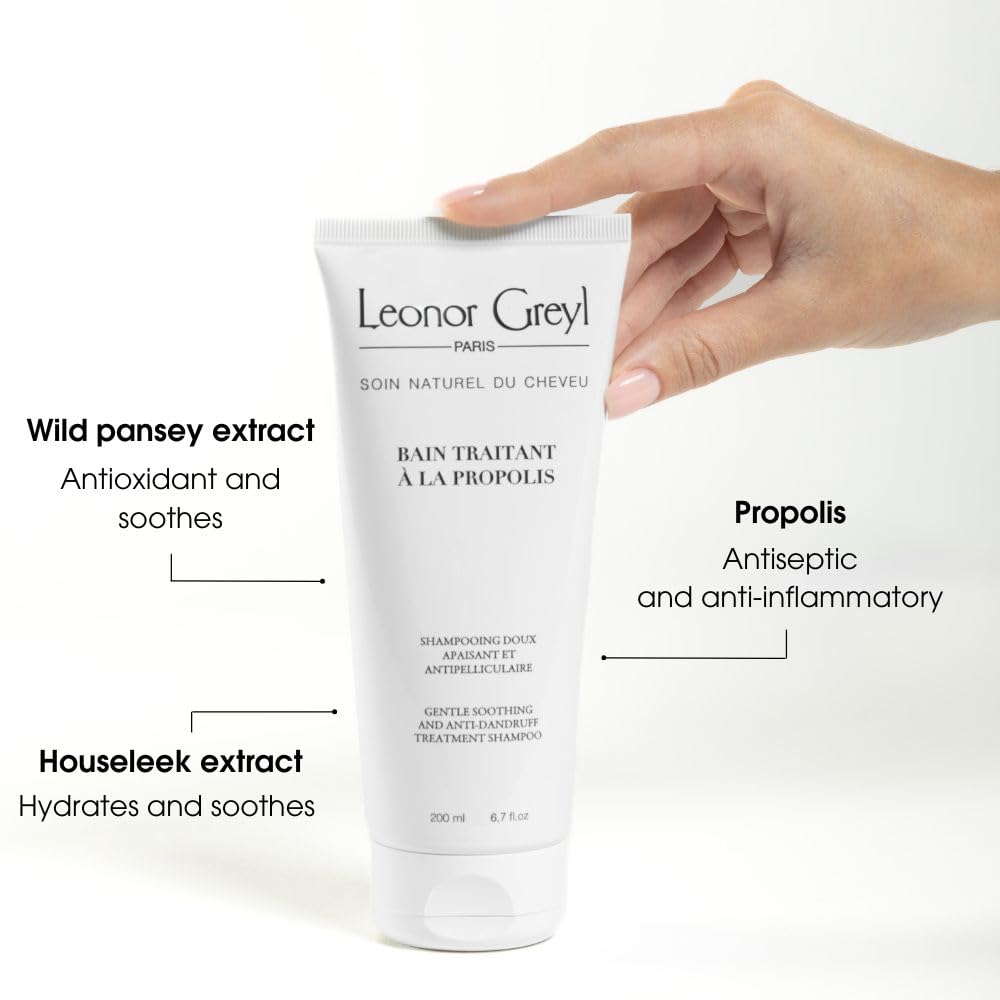 Leonor Greyl Huile Apaisante pre-treatment oil soothes irritated scalps