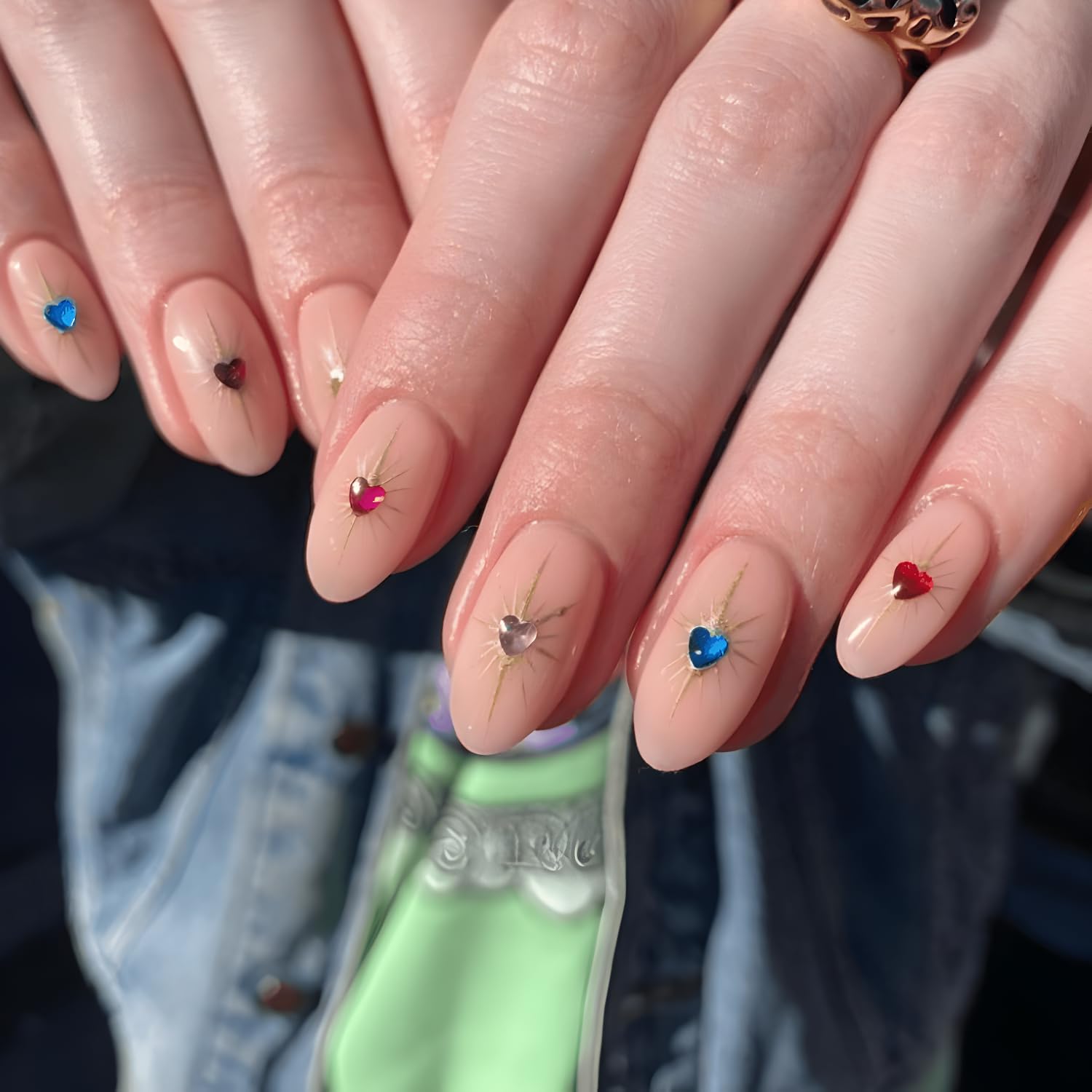 LIDUNANWU rhinestone design decals for party-ready nails.