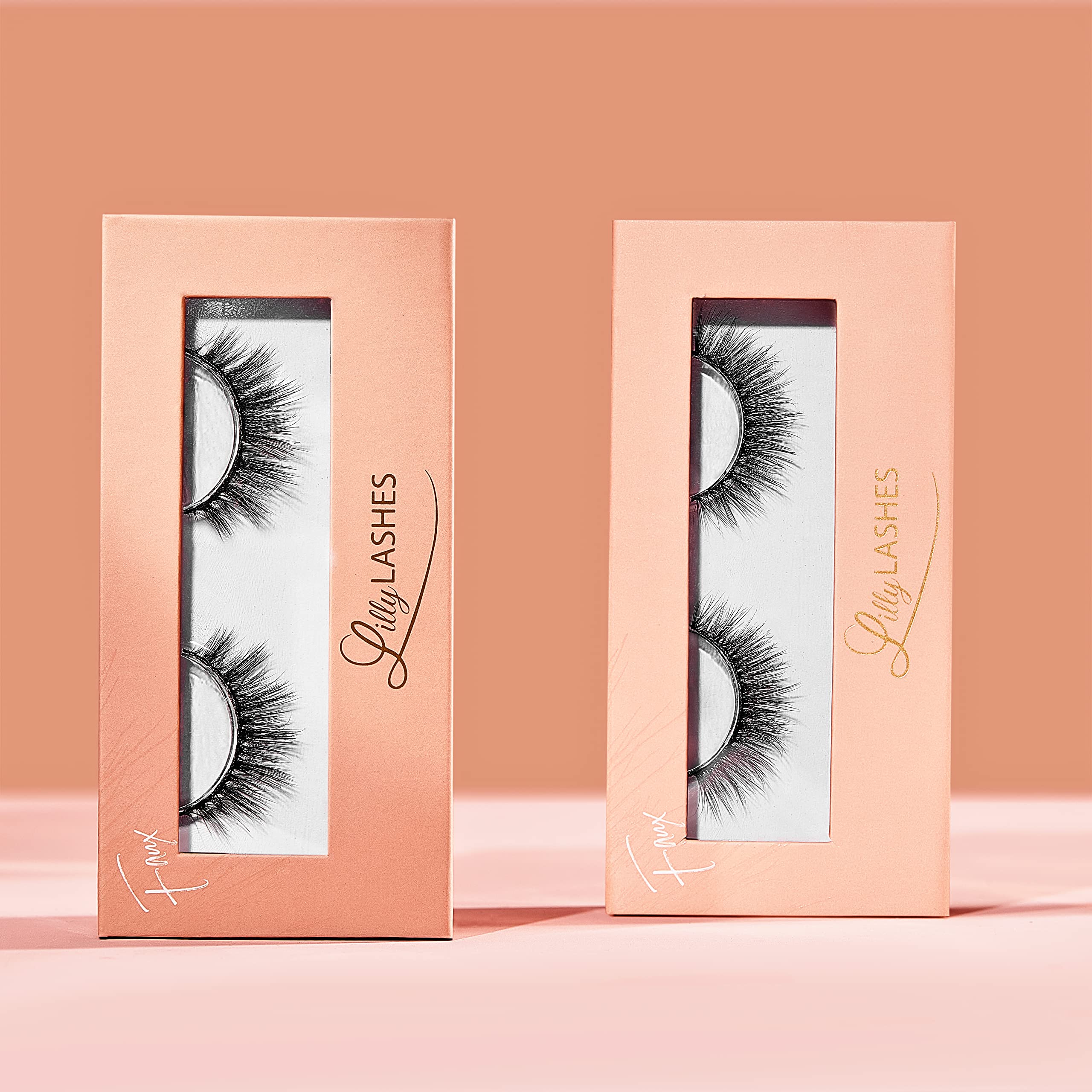Lilly Lashes lightweight design keeps eyes comfortable all day.