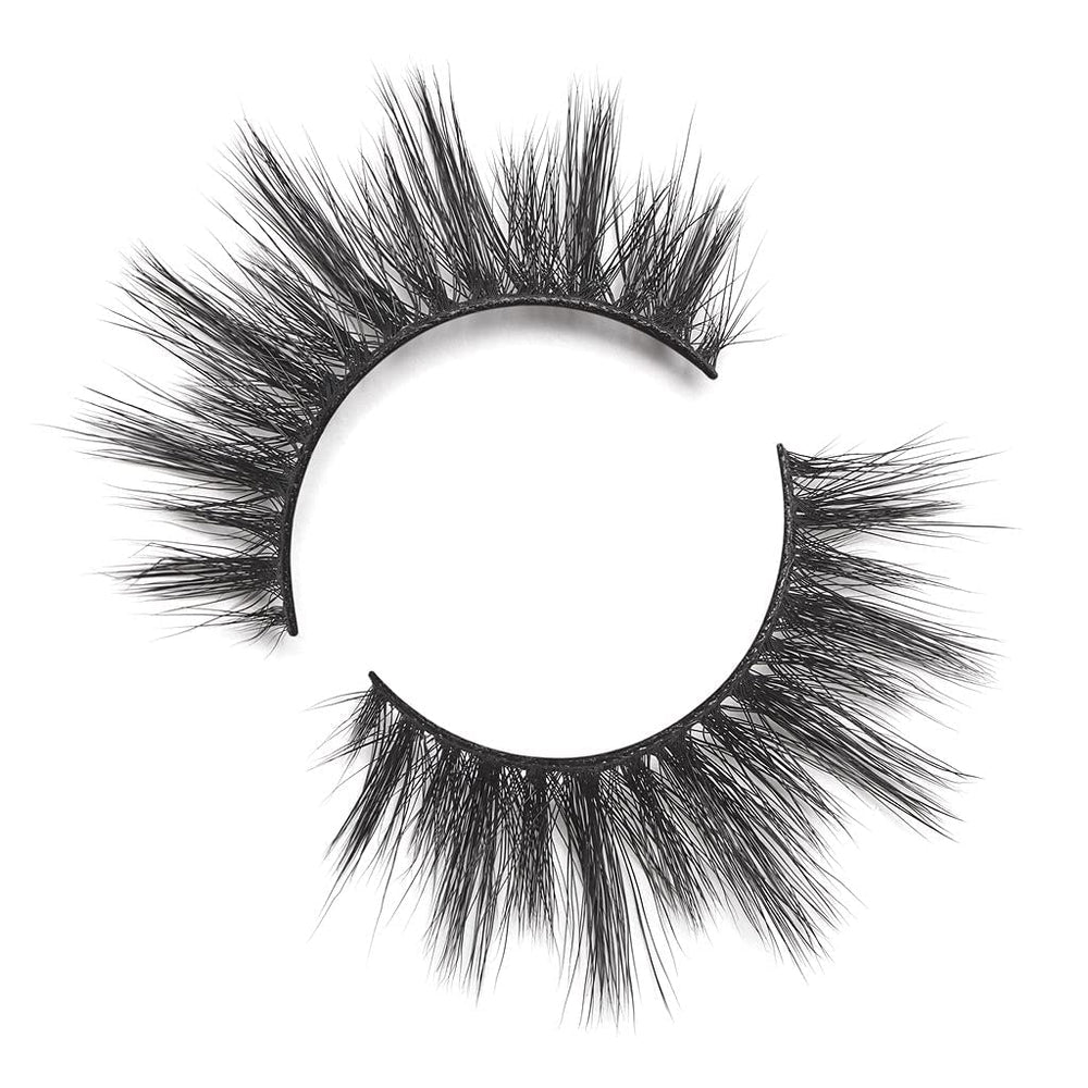 Lilly Lashes Miami soft lash band for comfortable wear.
