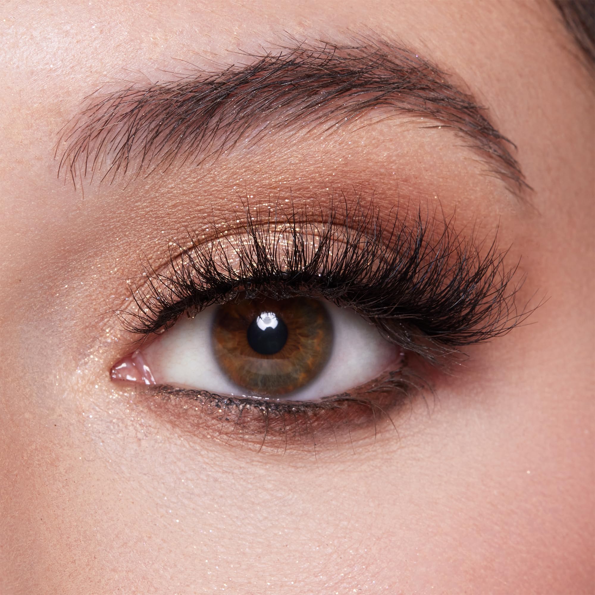 Reusable up to 25x by Lilly Lashes offer cost-effective, eco-conscious wear.
