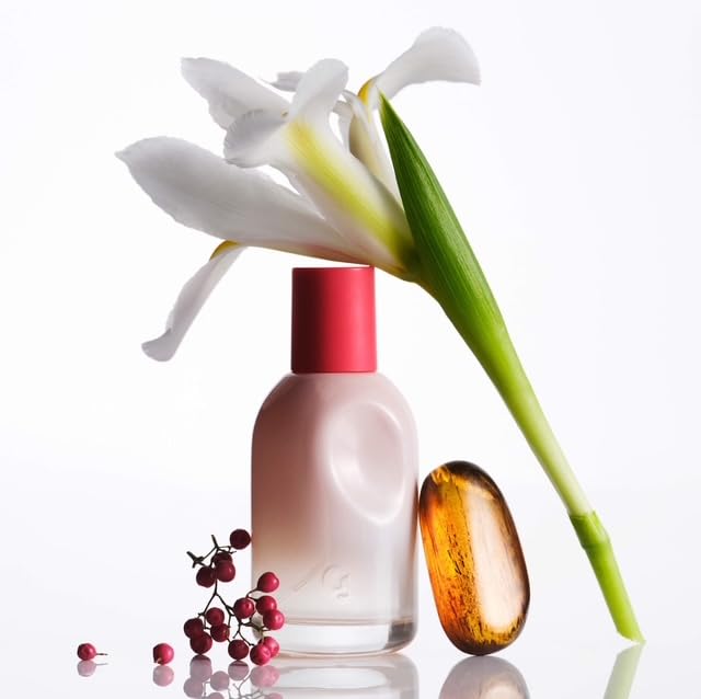 Limit'd Edition You Duo iris note delivers creamy softness.