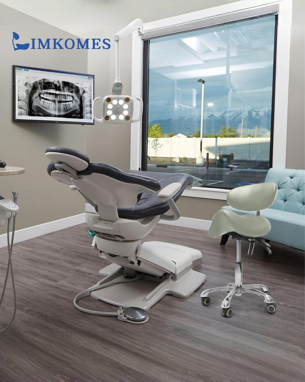 LIMKOMES ergonomic saddle seat design promotes neutral posture during long styling sessions