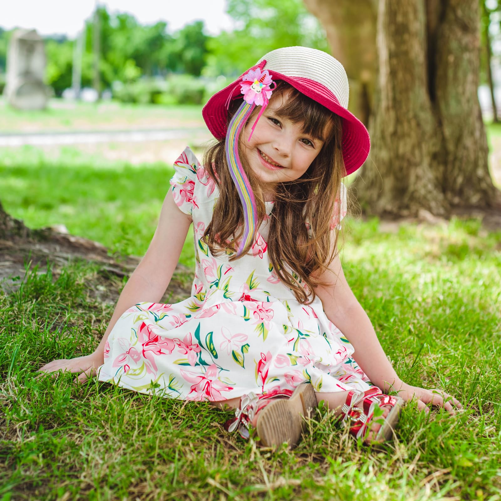Little World secure-clamp hair clip provides stable wear during activities