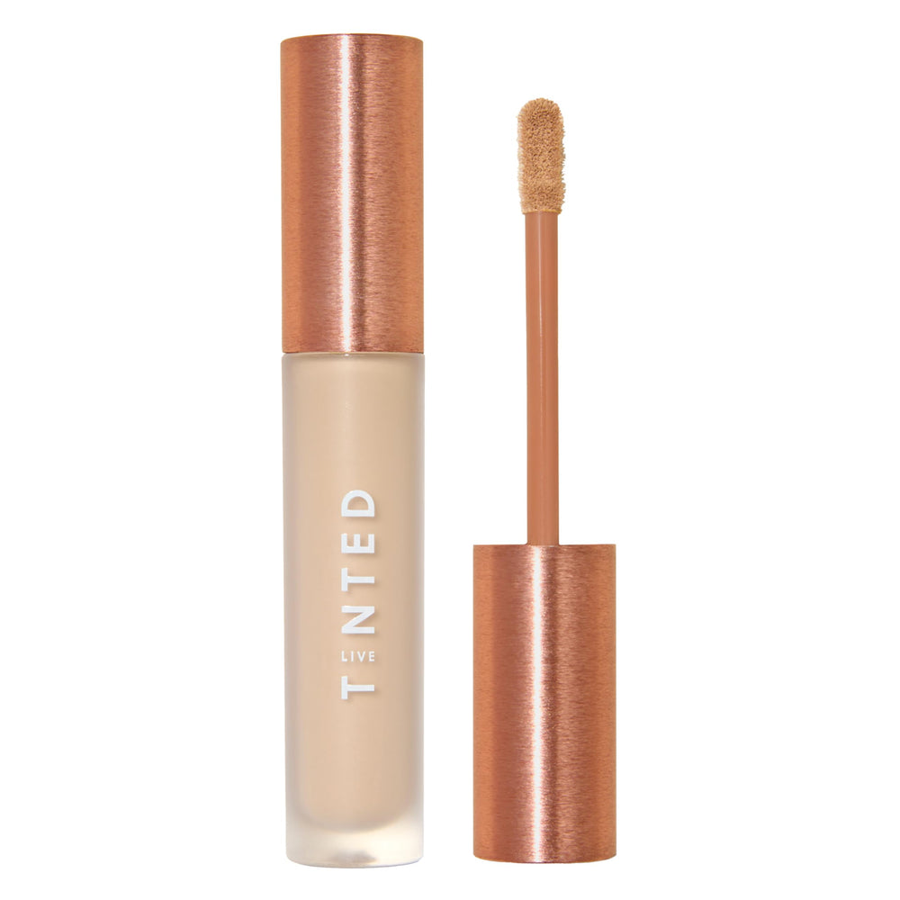 Live Tinted Hueskin Serum Concealer delivers medium-full coverage for an even complexion.