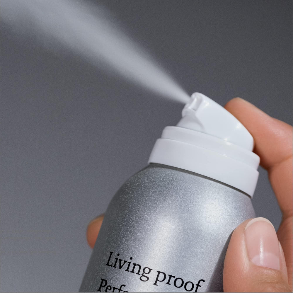 Living Proof phd dry shampoo before-after demonstrates a refreshed look and softer feel.