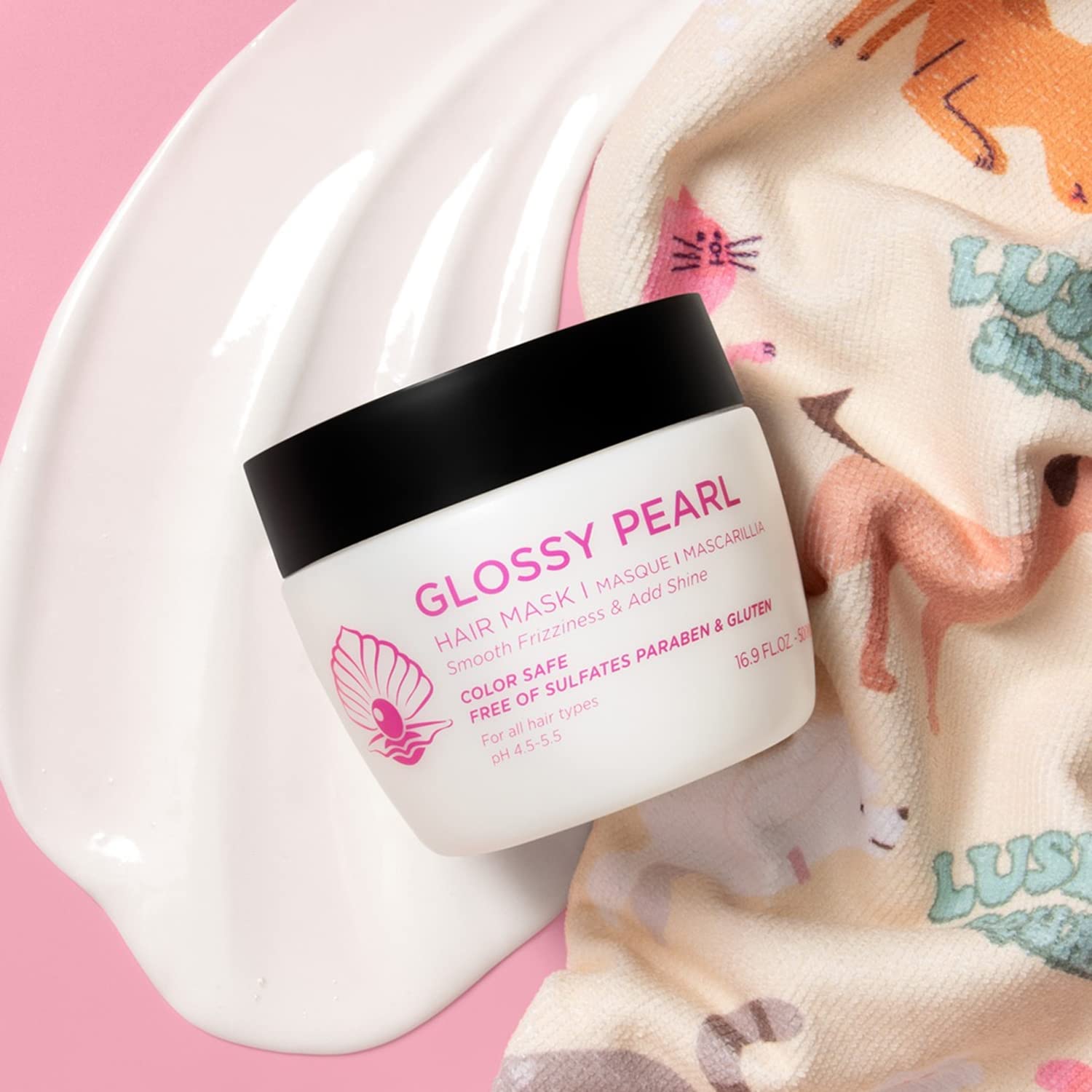 Luseta Glossy Pearl Hair Mask application demonstrates smoothing benefits