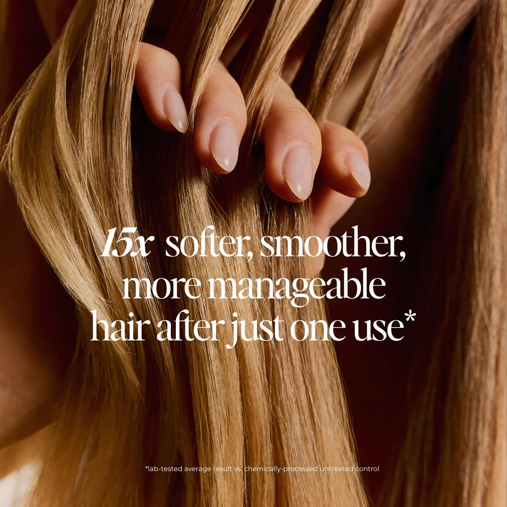 LolaVie Perfecting Leave-In closeup promoting hydration for damp hair.