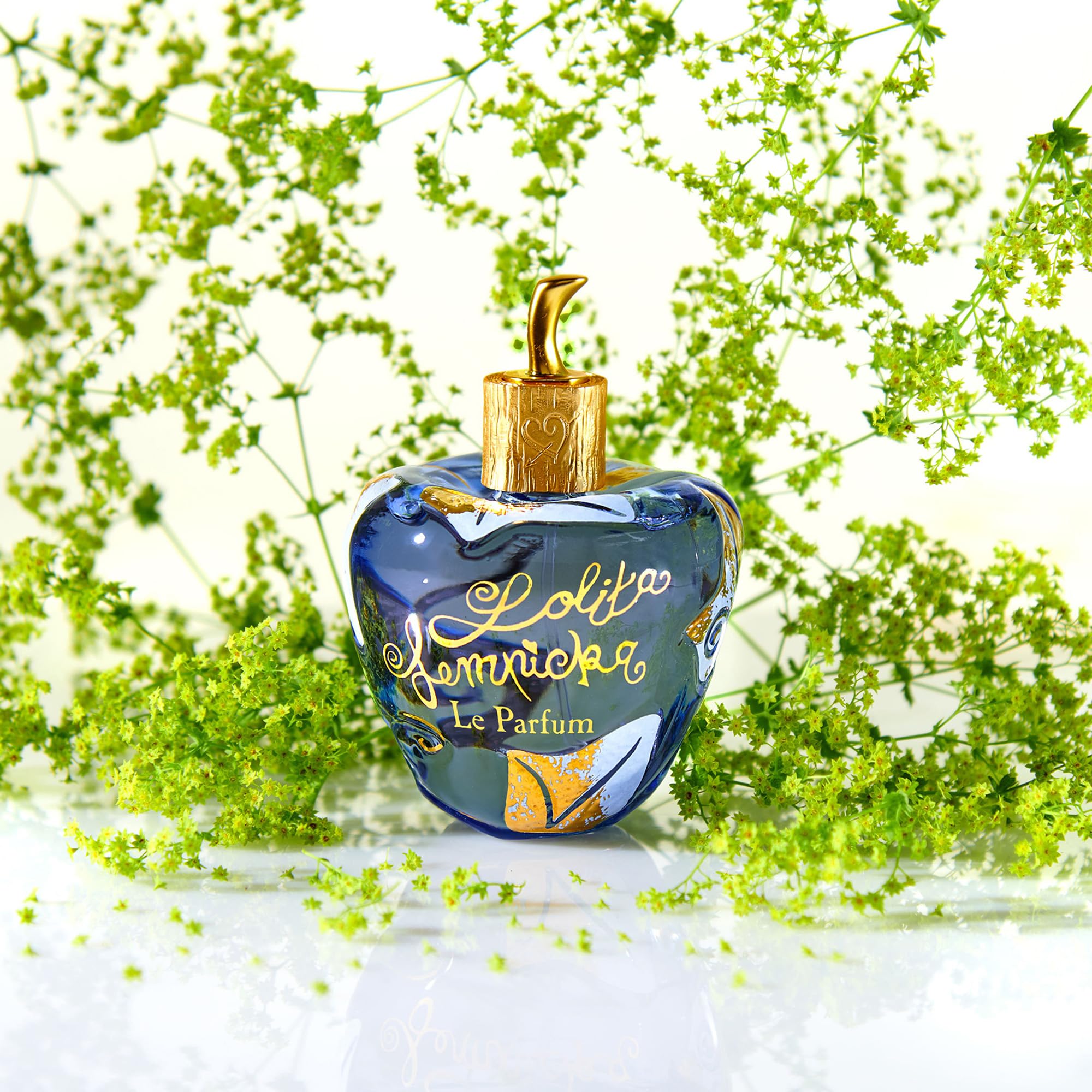 Lolita Lempicka Le Parfum lotion tube offers smooth moisturization for sensitive skin after bathing.