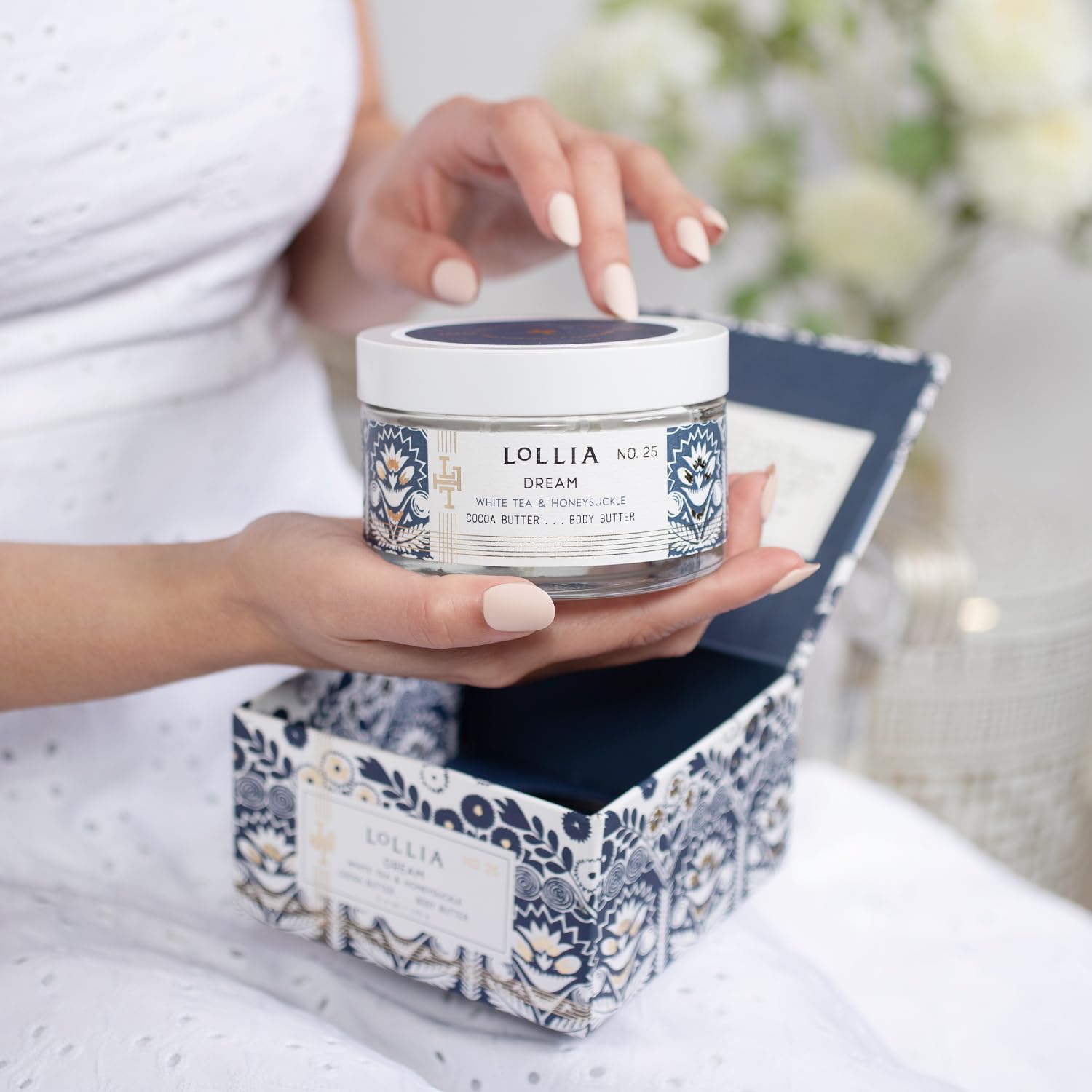 LOLLIA Dream Body Butter box design conveys gift-ready luxury.