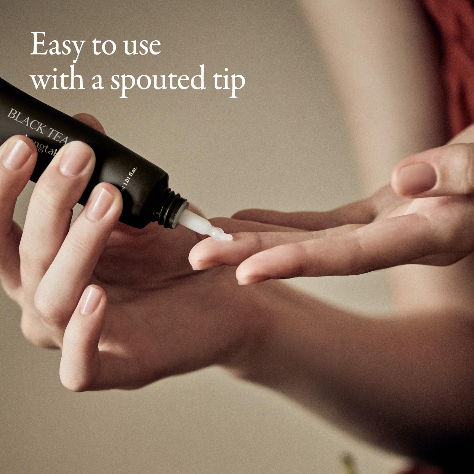 LONGTAKE solid perfume compact in travel-size bottle for on-the-go use