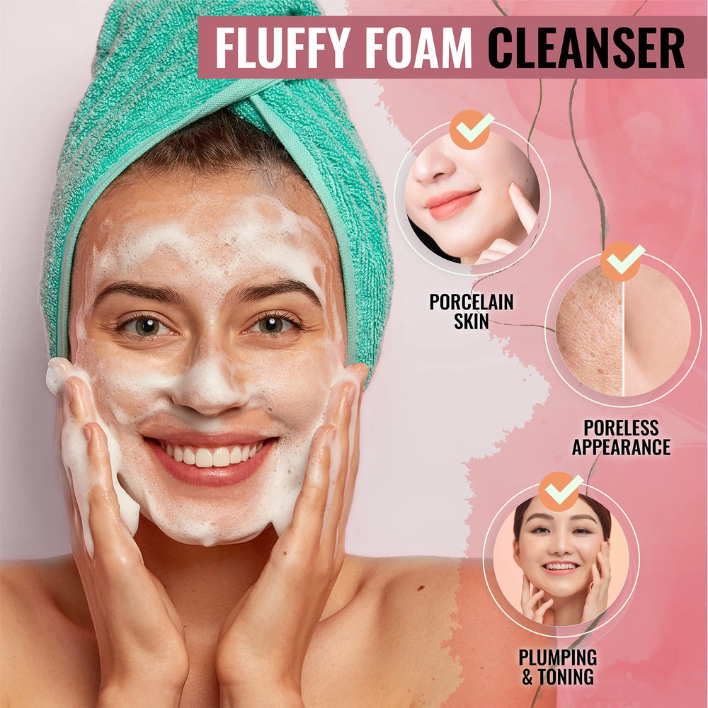 LOOKATME Foam Cleansing Bubbles demonstrating thorough cleansing with a soft, fluffy feel.