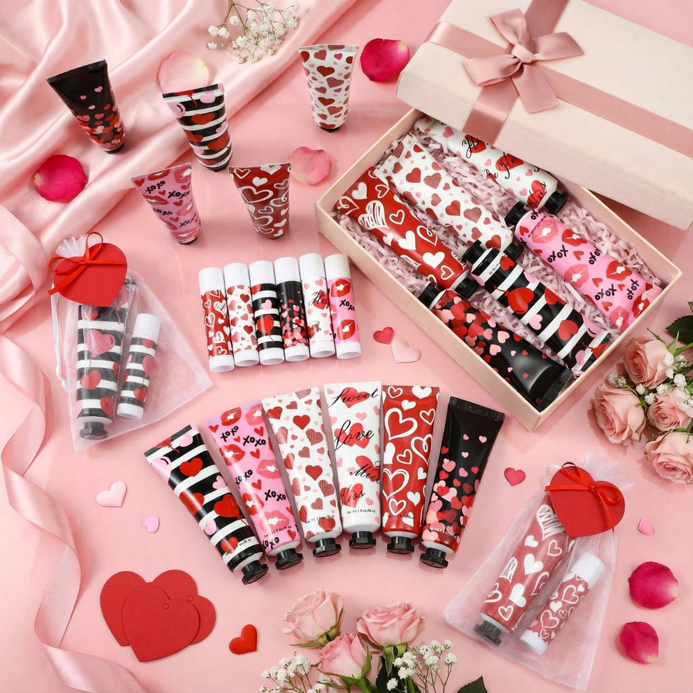 Loopeer red love heart cards ready for personal messages