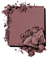 L'Oréal Paris Colour Riche Monos demonstrates matte and shimmer finishes for versatile eye looks.